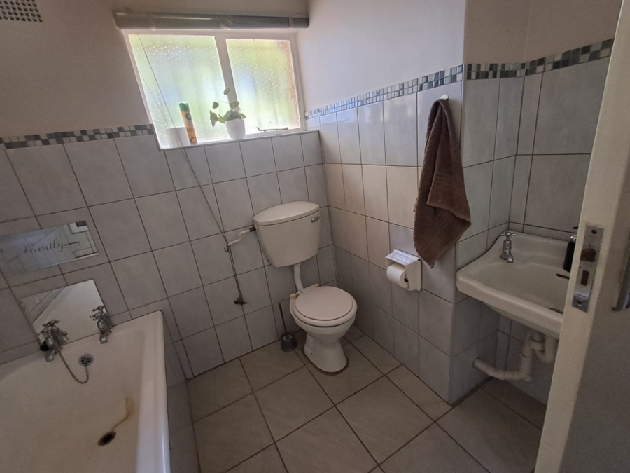 To Let Commercial Property for Rent in Arboretum Free State